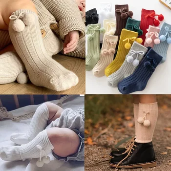 Бебе момичета череша топка коляното високи чорапи малко дете тръба британски стил принцеса чорапи за деца трикотажни чорап крак топло 0-5 години