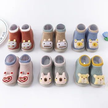 Бебешки обувки за чорапи за малки деца Бебешки вътрешни сладки животни Първи обувки за ходене Детски гумени меки подметки Ежедневни еластични чорапи обувки