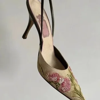Високи токчета плитки дамски сандали заострени пръсти цвете лято 2023 мода гладиатор жени помпи обувки рокля парти Сапатиляс Муджер