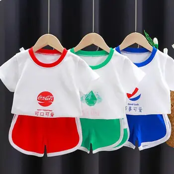 Детски анцузи с къс ръкав Летен детски костюм Проста свободна спортна тениска + къси панталони Бебета Модерни меки памучни комплекти от две части