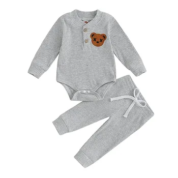 Новородено бебе момче панталон комплекти есенни дрехи 2 парче облекло мечка бродерия оребрени дълъг ръкав боди и еластични панталони бебе елементи
